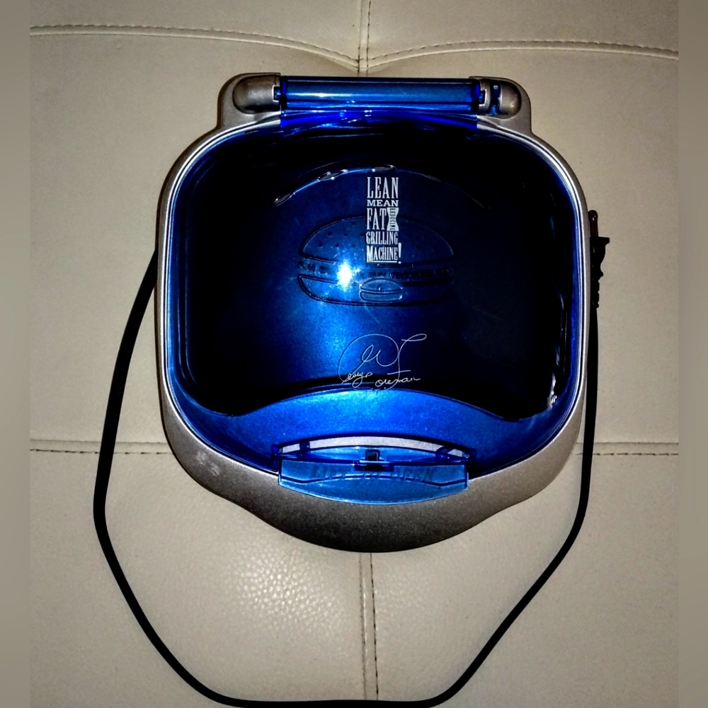 George Foreman Grill Perfect for dorm, office, efficiency, glamping etc